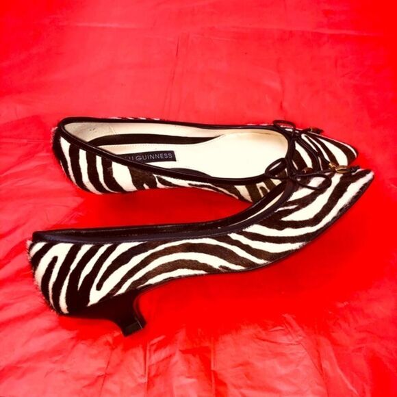 LULU GUINNESS SHOES PONY HAIR ZEBRA KITTENHEEL 5.5 - Picture 2 of 10